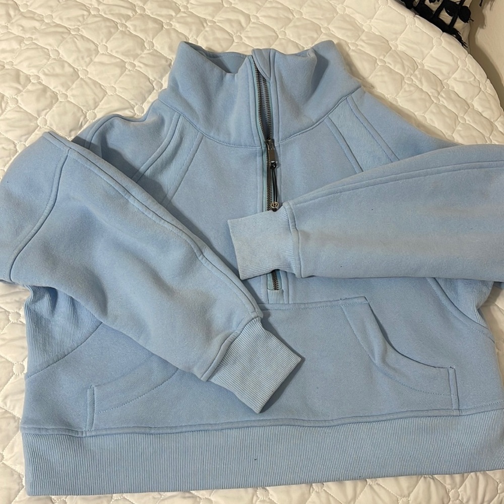 Lululemon Scuba half zip.